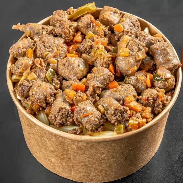 Pasta with Beef Sausage - مكرونة بالسجق.