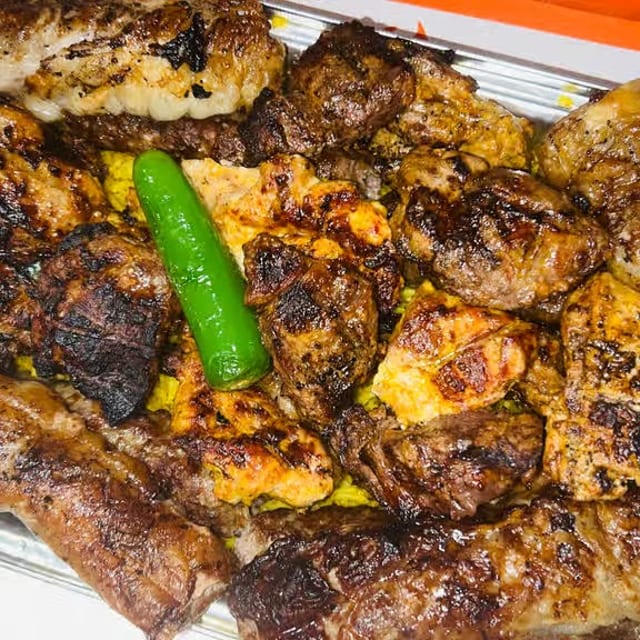 Tasa Family Special - طاسه سبشيل عائلي.